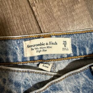 Abercrombie & Fitch '90s Micro Mini High Rise Denim Skirt